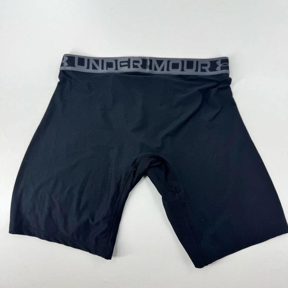 Under Armour Men's Dark Gray / Black Boxer‎ Briefs